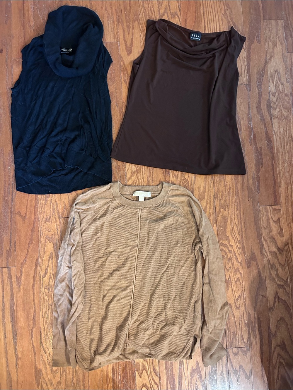Woman’s tops size L bundle